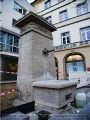 klassizistische Brunnen am Haugerkirchplatz in der Umbauphase